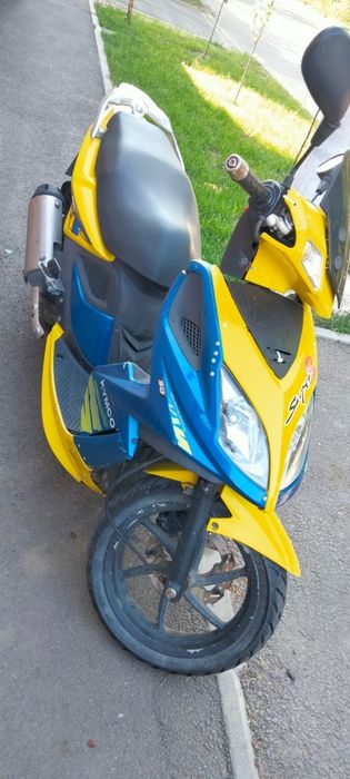 Pachet 2x Scuter Kymco Super 8 - 50cc 4T (Unul funcțional + Unul pentru piese)