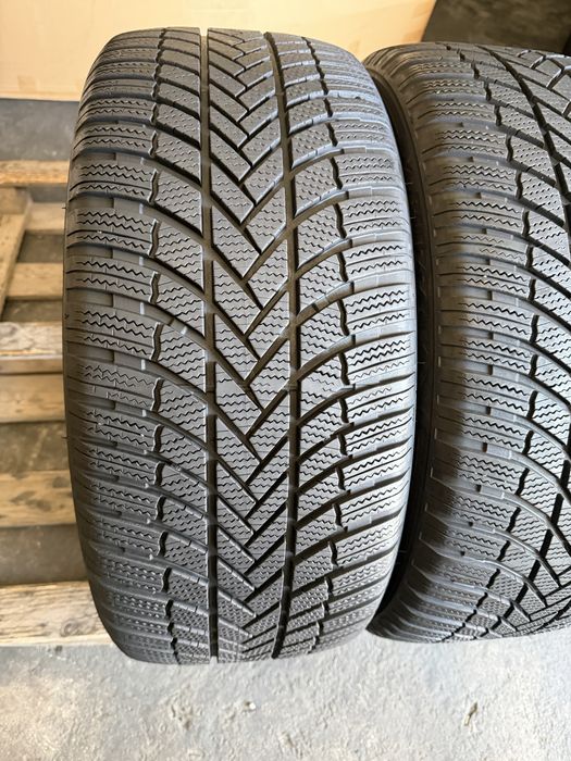 2 anvelope iarna 245/45/18 Bridgestone 6.5 mm!