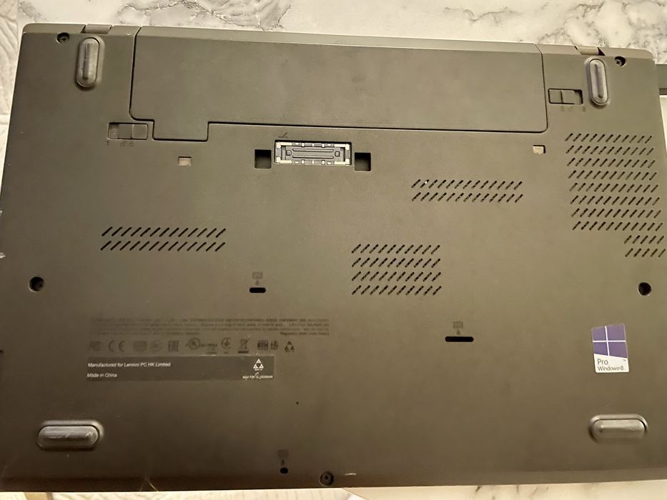 Продавам лаптоп Lenovo ThinkPad T450s