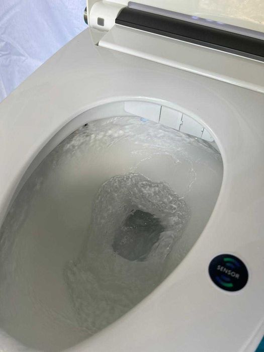 Умный унитаз-биде. Смарт унитаз-биде. Smart toilet.