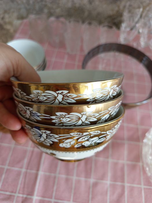 Новая посуда + подарок !