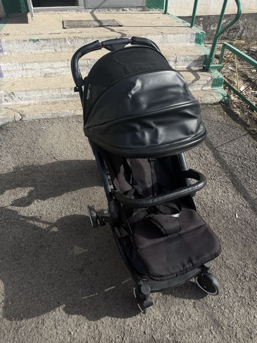 Продам б/у коляску