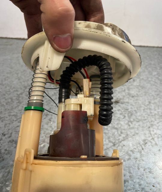 Pompa benzina in rezervor 0974 066 9900 Renault Twingo prima generati