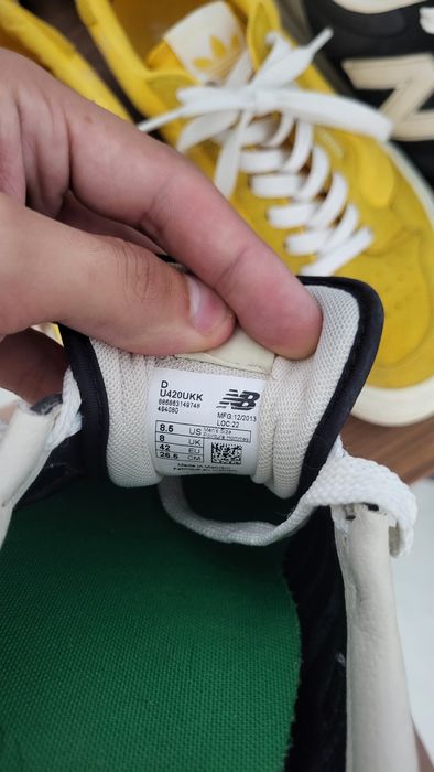 Продам брендовую обувь