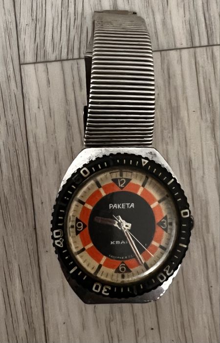 Наручные часы ракета