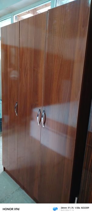 Хар хил турдаги уй жихозлари сотилади