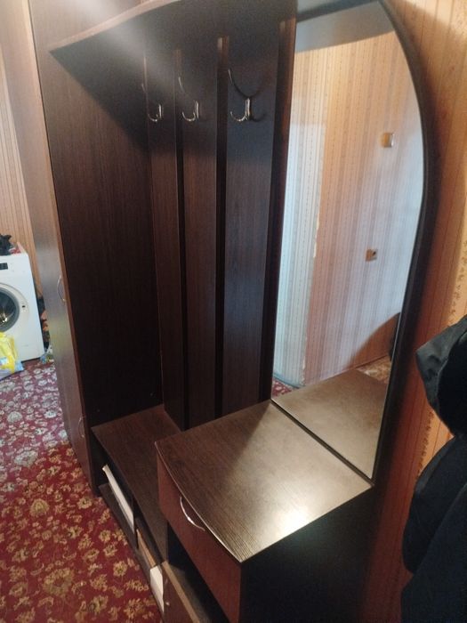 Продам Прихожую/Прихожку