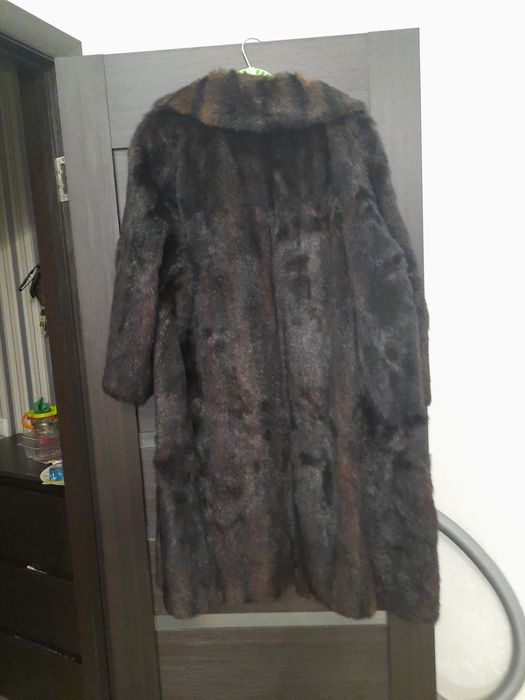 Продам шубу  б/у