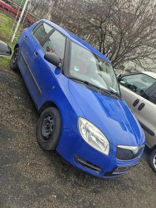 Vând skoda fabia