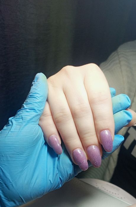 Приглашаю моделей на маникюр