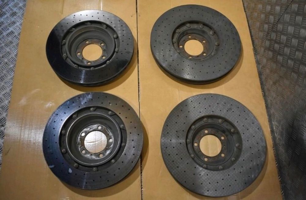 Porsche Cayenne карбонови спирачки/дискове/ceramic/Carbon апарати