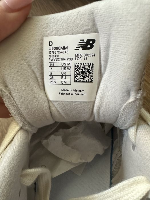 New balance 9060 оригинални маратонки
