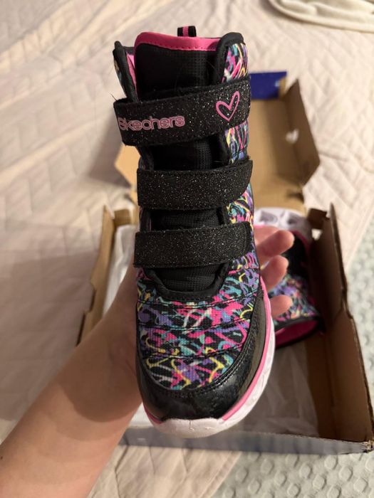 Детские сапожки sketchers
