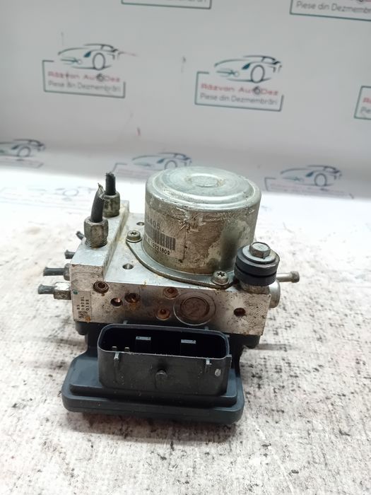 pompa abs nissan juke 2011