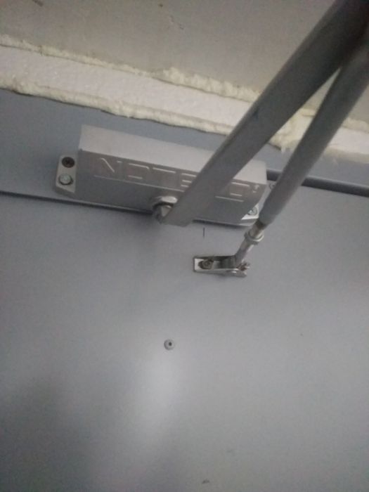 Двери металлические