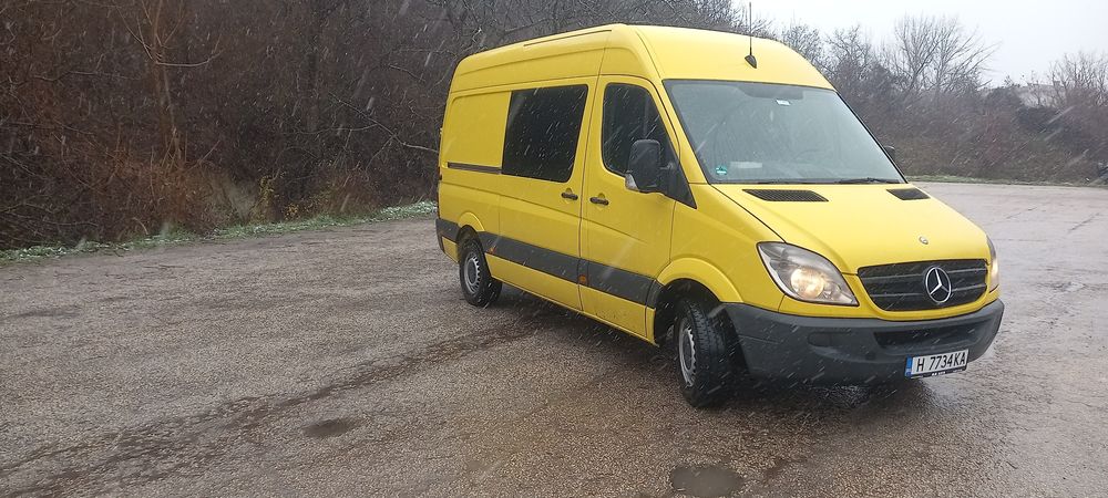 Бус Mercedes Sprinter