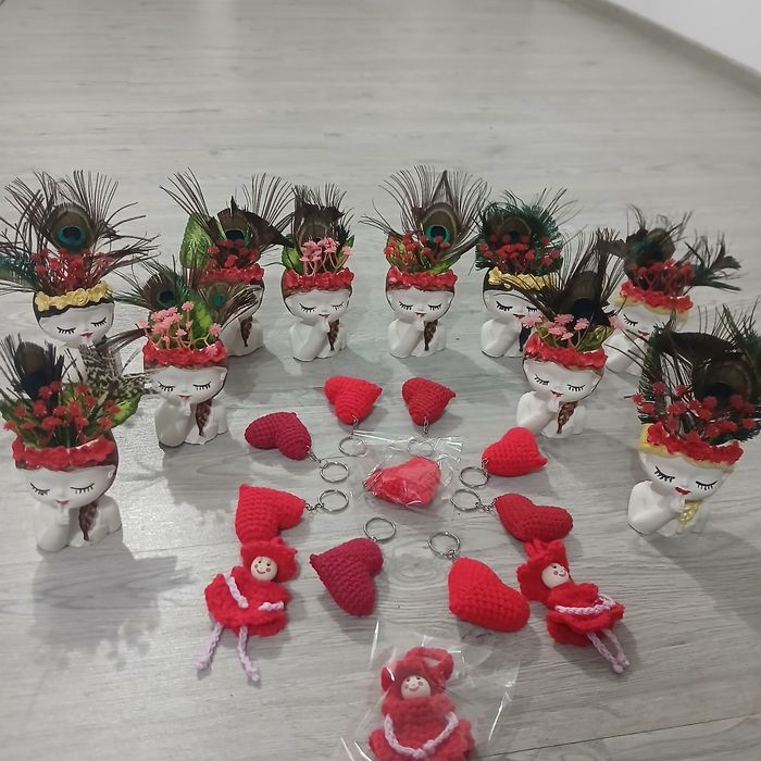 Brelocuri martisoare crosetate