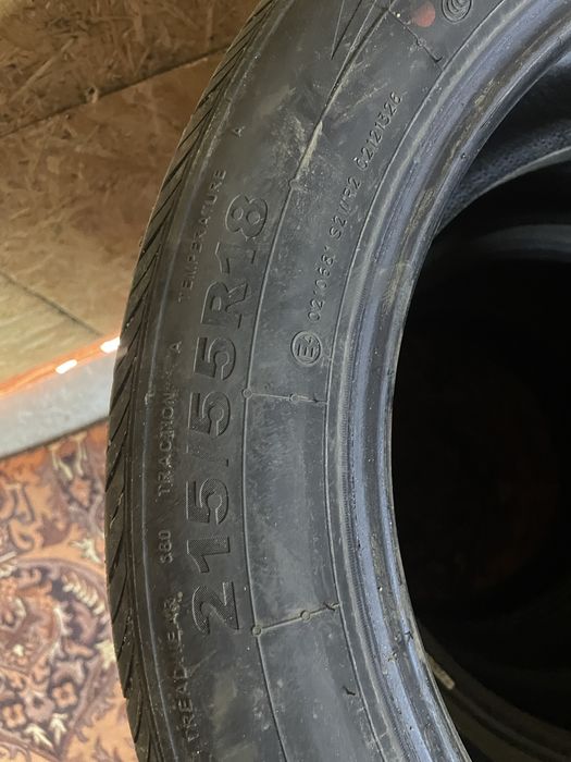 Продам резину б/у 215/55R18 летняя