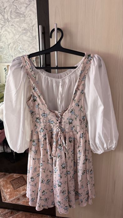 женские одежды 42-44