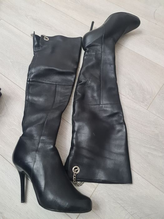 Срочно продам сапоги женские