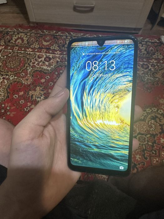 Продам телефон huawei p30