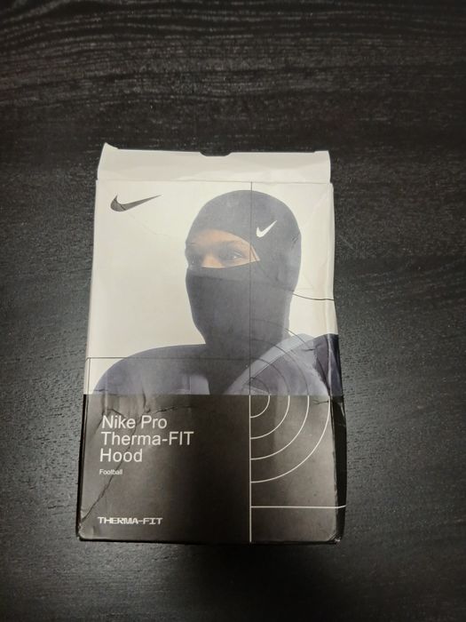 Cagula nike neagră nouă