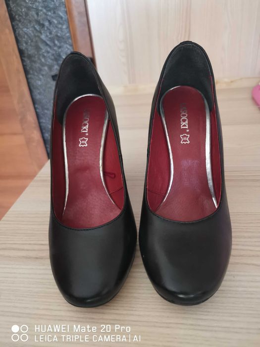 Дамски елегантни обувки на Lasocki