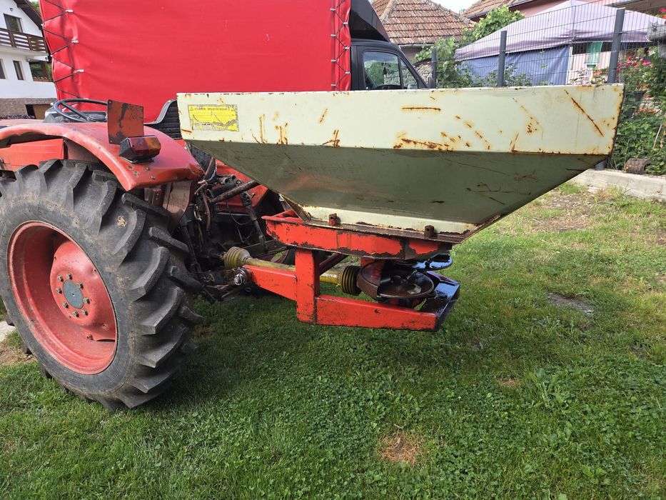 Distribuitor îngrășăminte MIG Kuhn