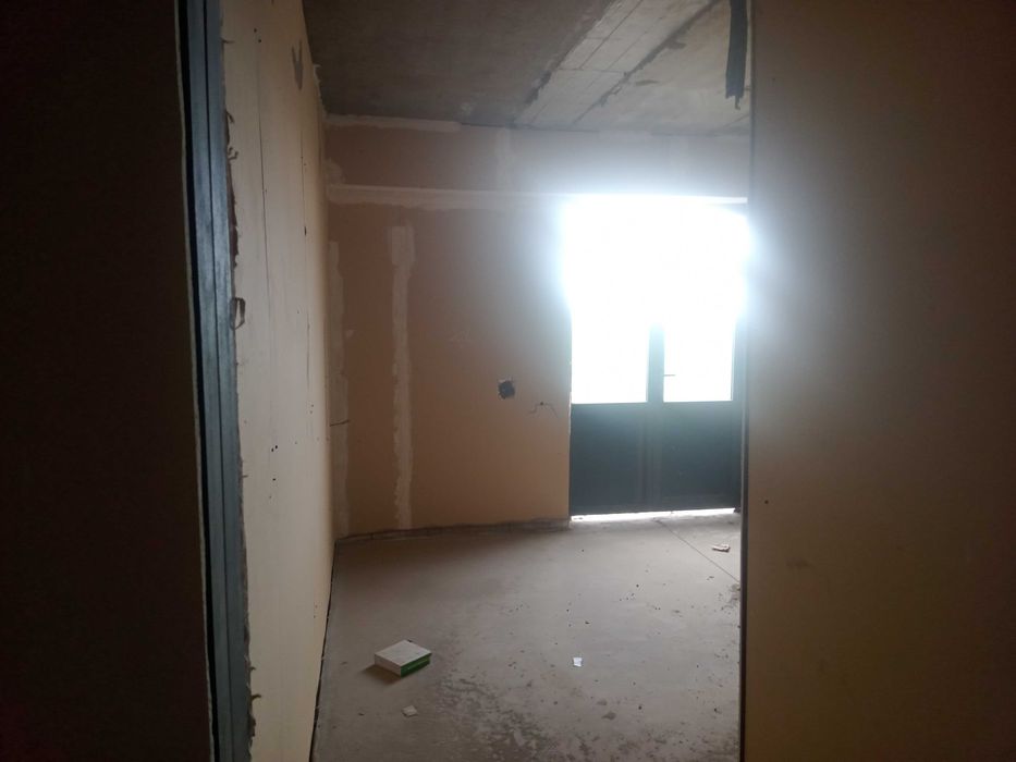 Urganch cityda 3 xonali kvartira sotiladi