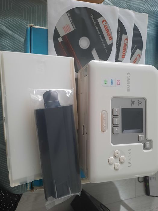 Продаю фото принтер canon selphy CP720