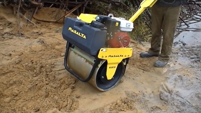 Дорожный каток мини каток разных видов