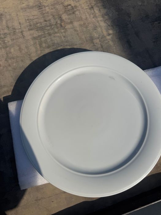 Farfurii de vânzare