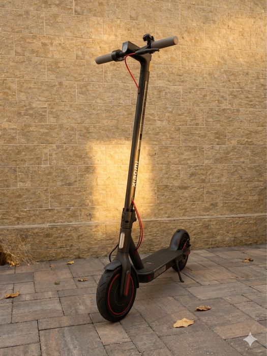 Trotineta electrica Xiaomi 4 PRO (Modelul nou, puternic)
