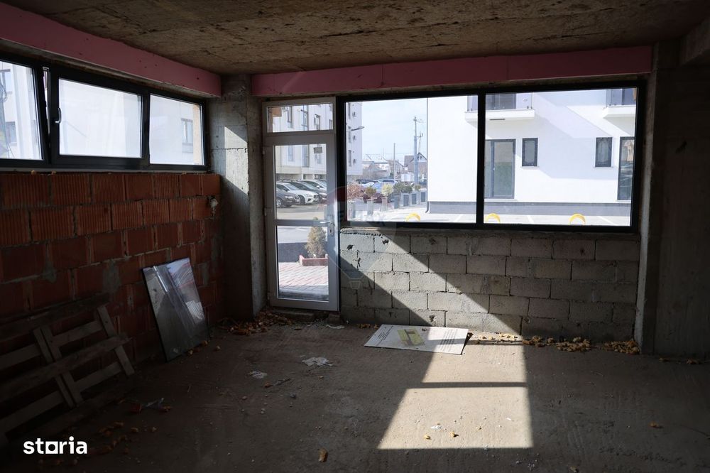 Spațiu comercial de 317mp de vânzare