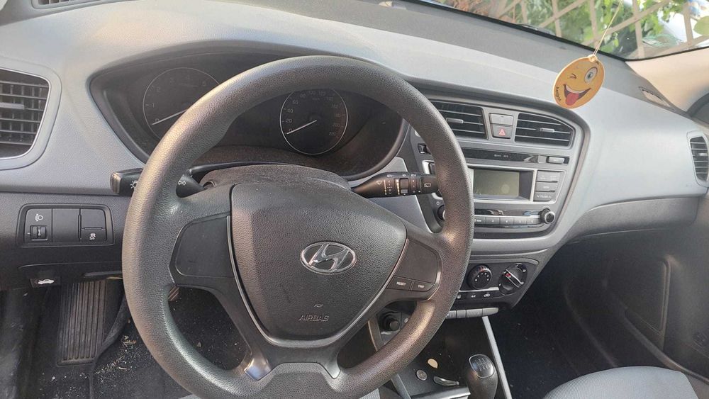 vand hyundai i20