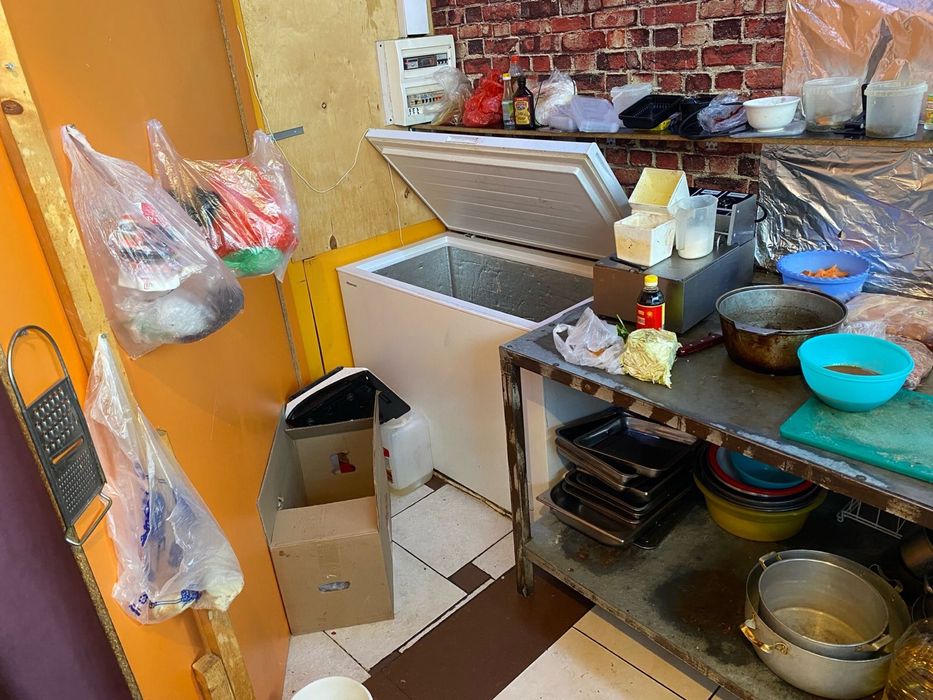 Дайын тағамдарға арналған витрина сатылады