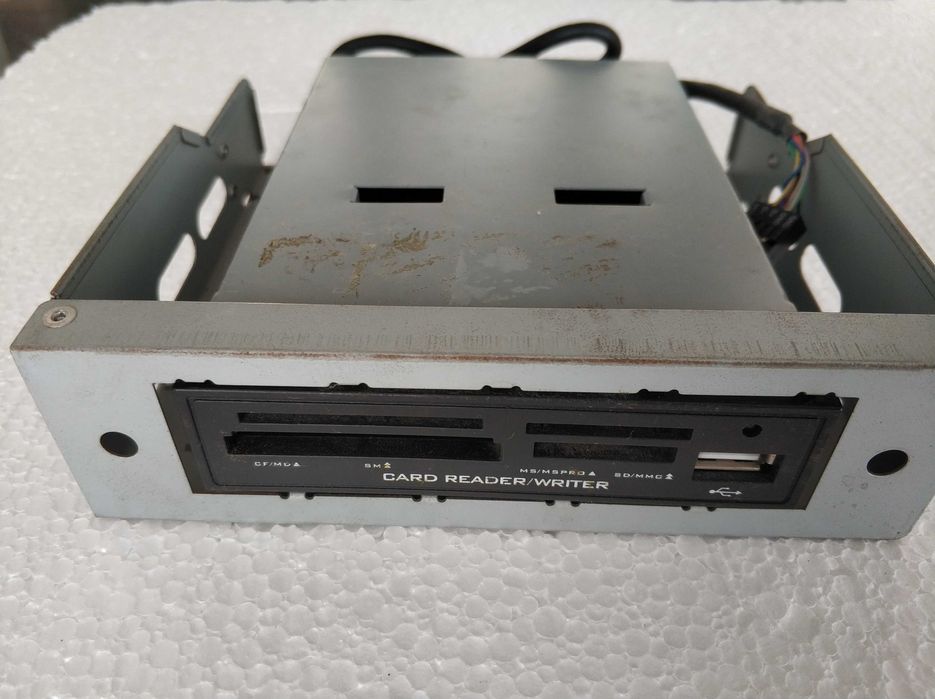 Card Reader за компютър