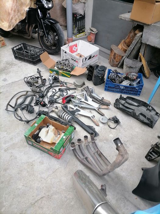 Хонда Хорнет Honda Hornet 600 98-04г.на части.