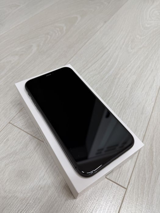 Продам iPhone 11