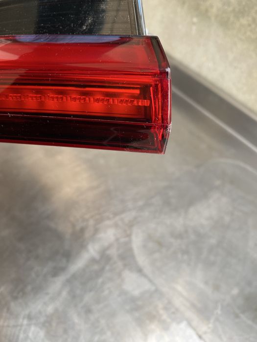 Stop stanga led pe aripa Bmw Seria 3 G20 cu mic defect