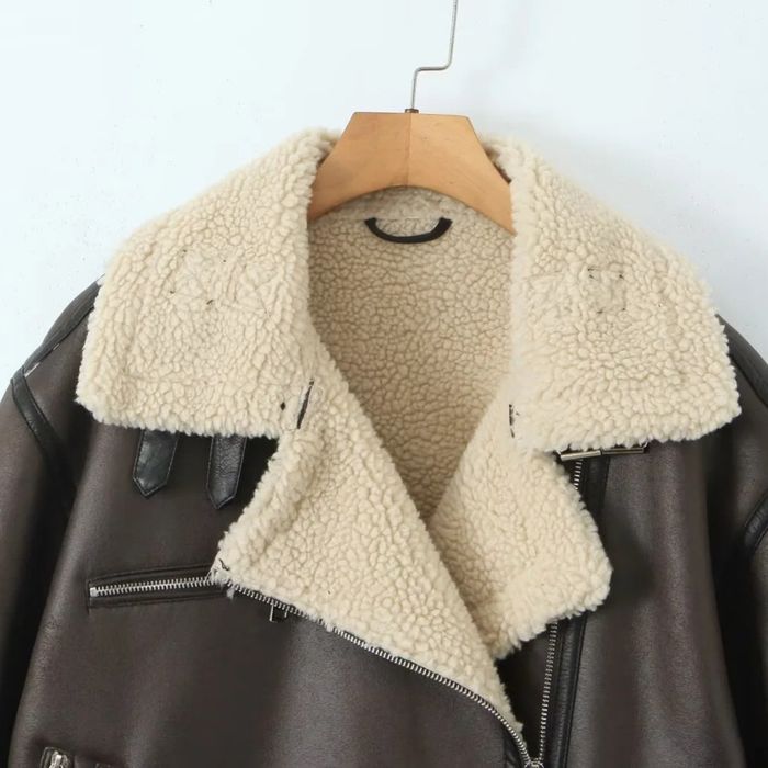 ХИТ Дубленка размер 48(М)