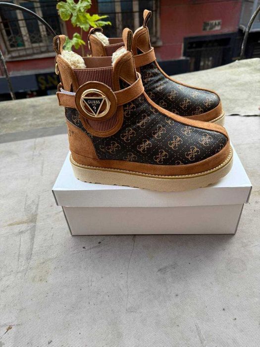 Ghete damă, îmblănite