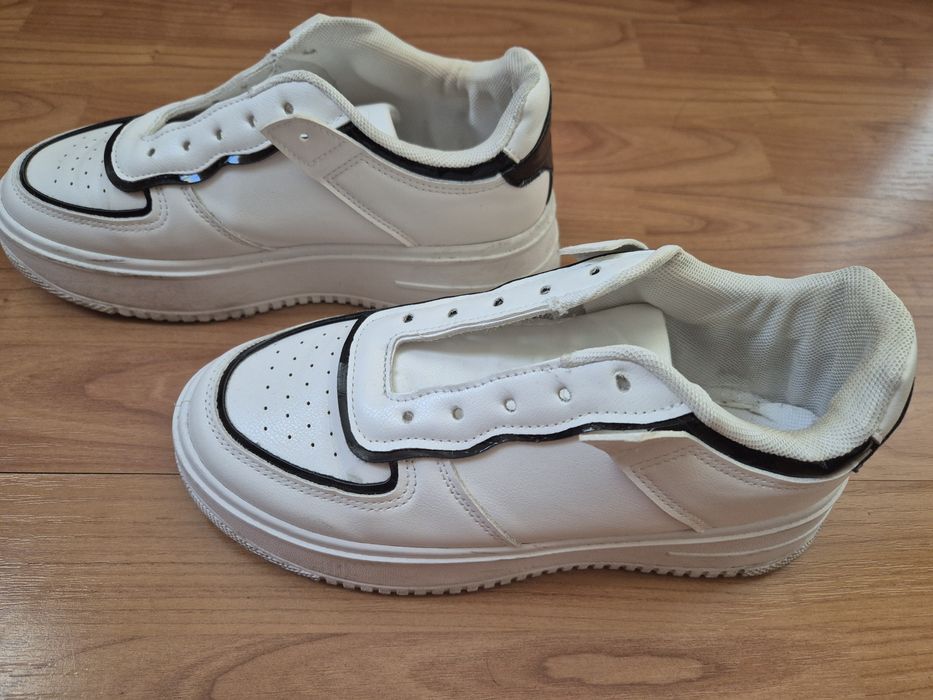 Дамски кецове Cropp 39