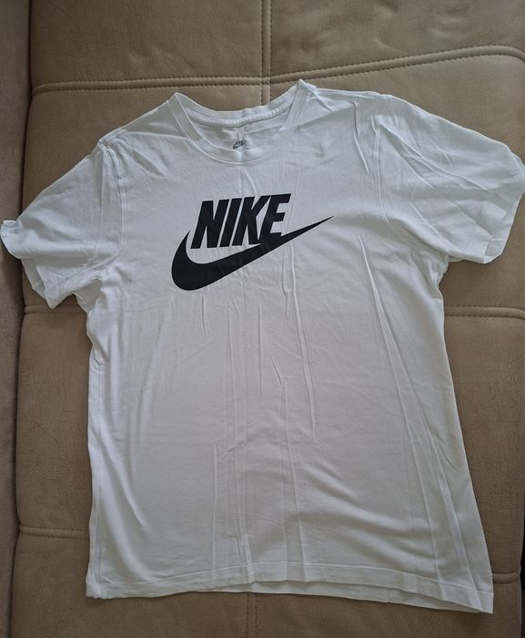 Оригинални мъжки тениски Nike