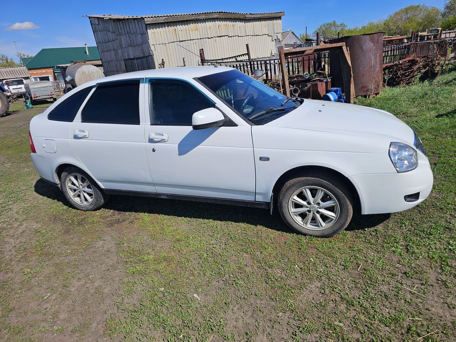 Продам Приору 2 поколение