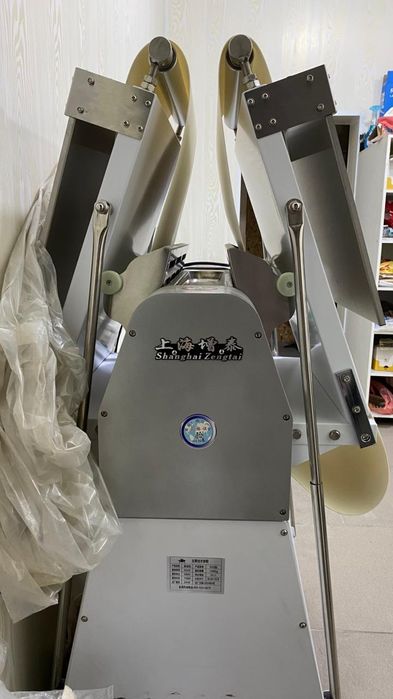 Продам тестораскатку новая