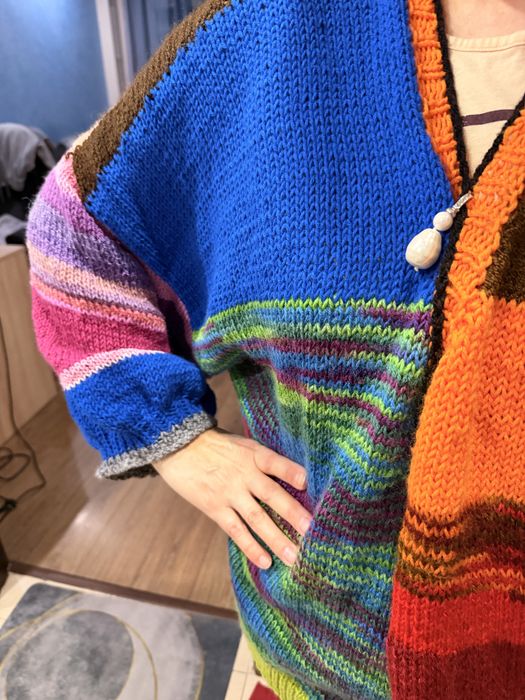 Iskra Art ръчно плетена жилетка