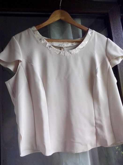 compleu 46/48,bluza si sacou,Polonia,elegant,pentru ocazii speciale