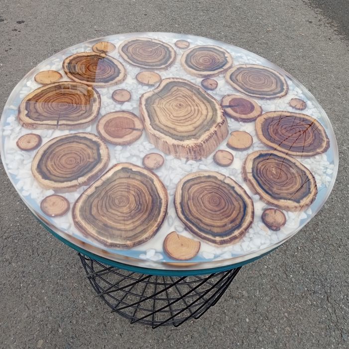 Măsuța de cafea cu rășină epoxidică