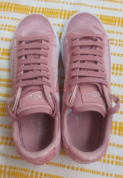 Маратонки NIKE 38 номер